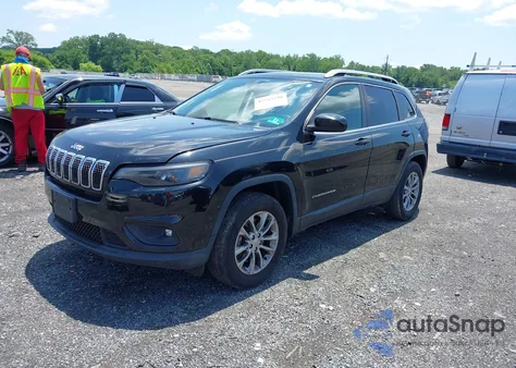 2019 Jeep Cherokee Latitude Plus 4X4 from USA, damaged, VIN 1C4PJMLB4KD174892